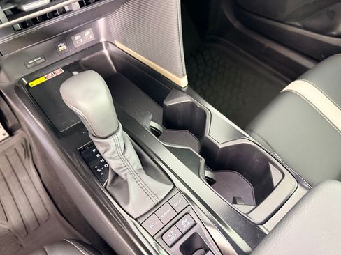 Used 2026 Toyota Camry SE w/ Multimedia Upgrade Package FWD image 15