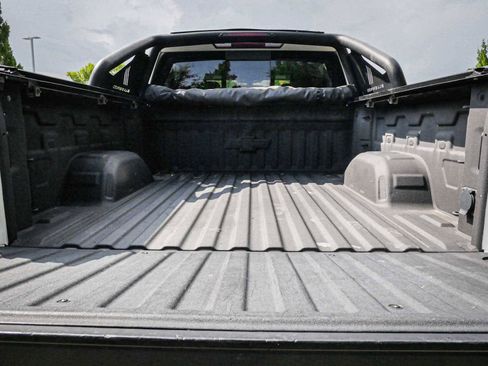 Used 2020 Chevrolet Silverado 1500 LT Trail Boss image 38