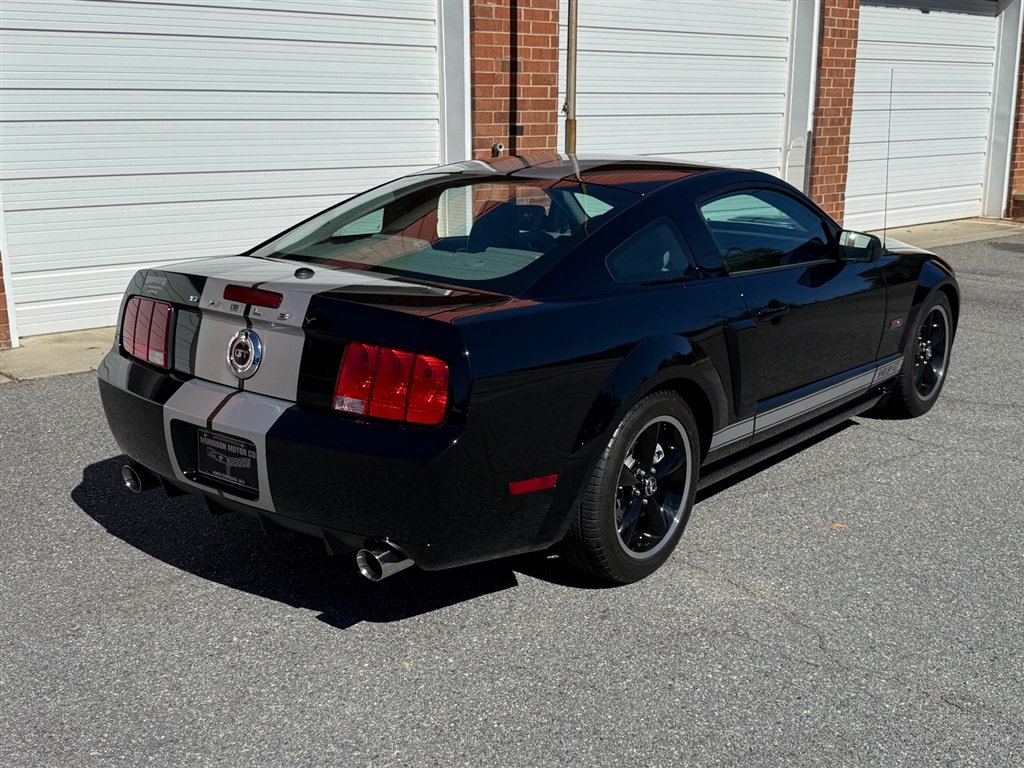 Used 2007 Ford Mustang GT RWD image 35