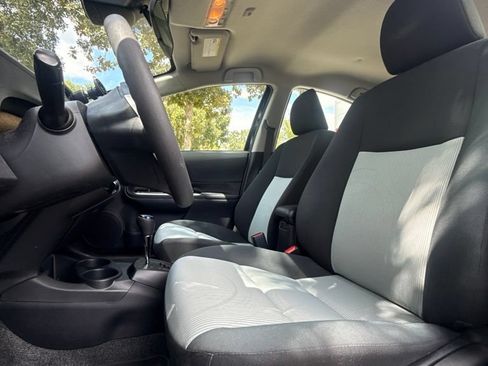 Used 2017 Toyota Prius C Three FWD image 6