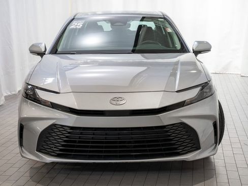 Used 2025 Toyota Camry LE w/ Convenience Package image 2