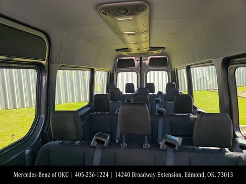 Used 2026 Mercedes-Benz Sprinter 2500 image 9