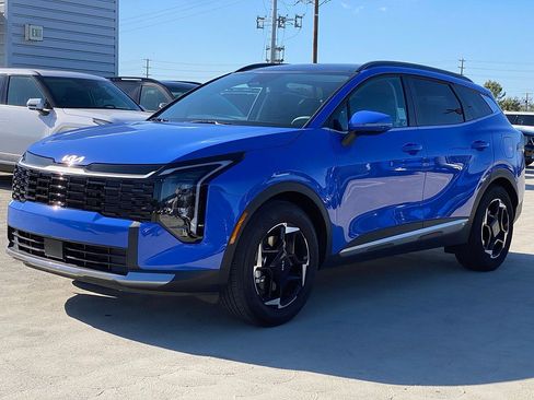 New 2026 Kia Sportage EX w/ EX Panorama Roof Package FWD image 7