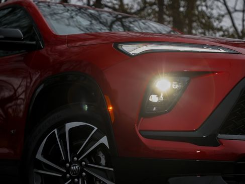 New 2026 Buick Enclave Sport Touring w/ Power Package image 3