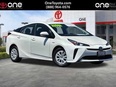 Used 2020 Toyota Prius LE
