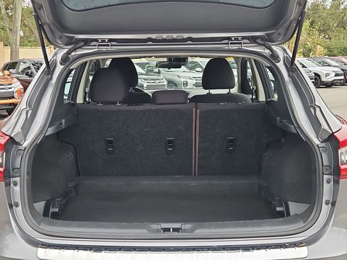 Used 2021 Nissan Rogue Sport S image 8