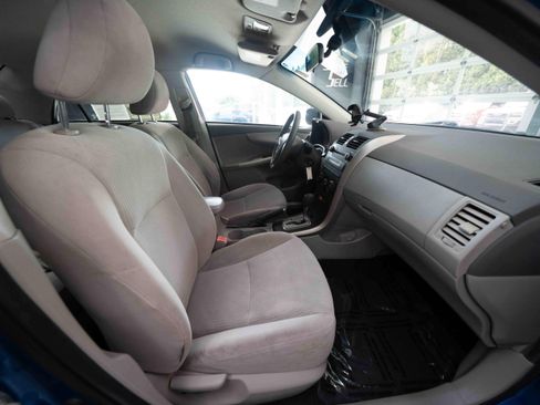 Used 2010 Toyota Corolla LE FWD image 26