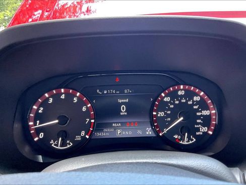 Used 2026 Nissan Frontier PRO-4X AWD/4WD image 7