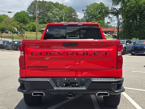 Used 2022 Chevrolet Silverado 1500 LT Trail Boss w/ Convenience Package II AWD/4WD image 4