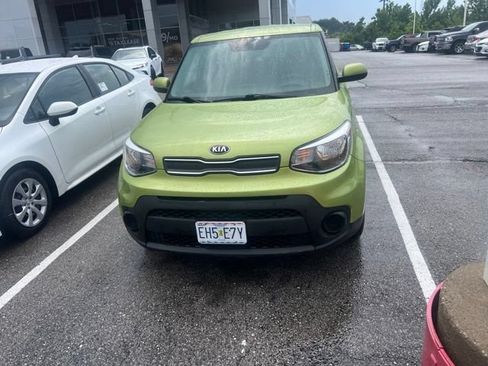 Used 2018 Kia Soul FWD image 3