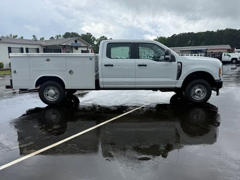 Used 2026 Ford F250 XL AWD/4WD image 4