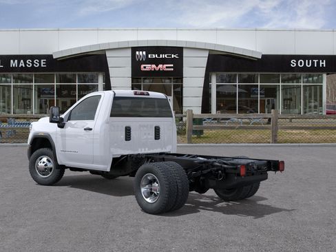 New 2026 GMC Sierra 3500 Pro w/ Convenience Package AWD/4WD image 3