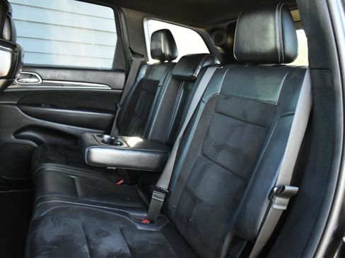 Used 2014 Jeep Grand Cherokee SRT AWD/4WD image 27