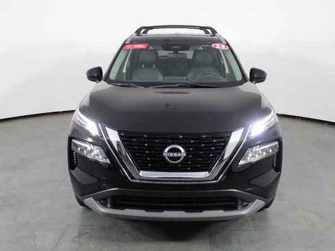 Certified 2023 Nissan Rogue SV w/ SV Premium B Package FWD image 13