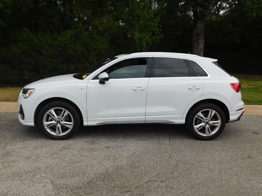 Used 2024 Audi Q3 2.0T Premium AWD/4WD image 2