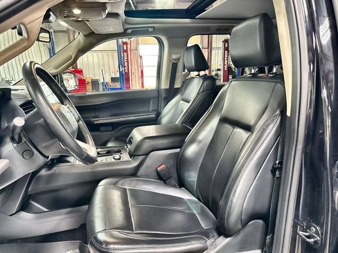 Used 2022 Ford Expedition Max XLT AWD/4WD image 12
