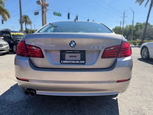 Used 2011 BMW 528i Sedan RWD image 4