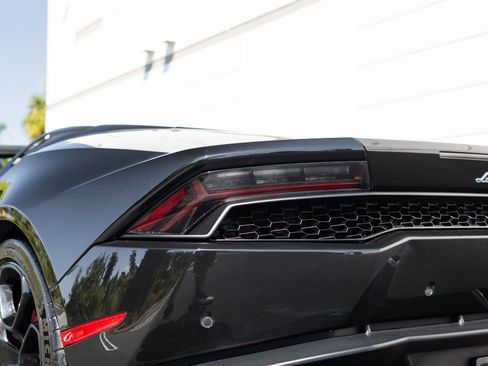 Used 2017 Lamborghini Huracan LP 610-4 image 24