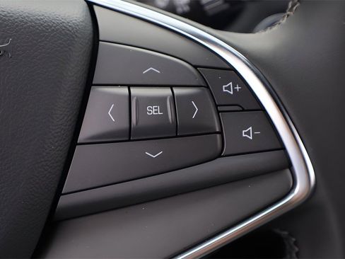 New 2026 Cadillac XT5 Luxury image 21