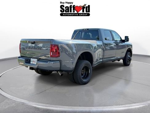 New 2026 RAM 3500 Big Horn AWD/4WD image 8