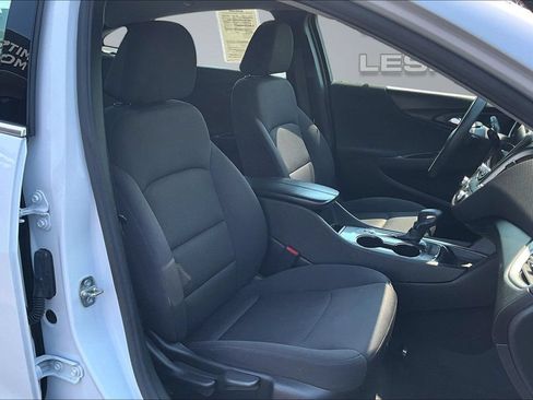 Used 2023 Chevrolet Malibu LT FWD image 7