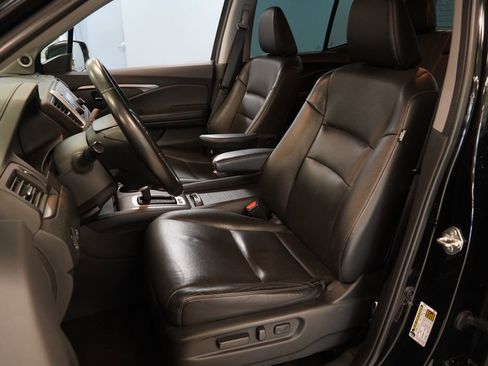 Used 2017 Honda Ridgeline RTL image 3
