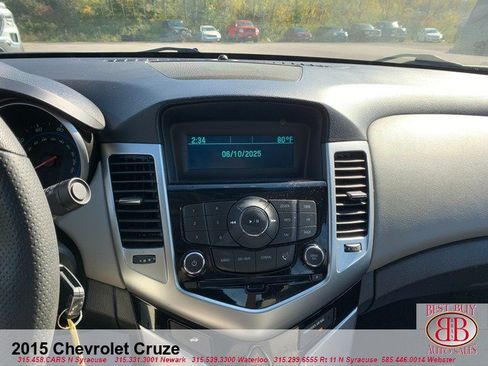 Used 2015 Chevrolet Cruze LS FWD image 13