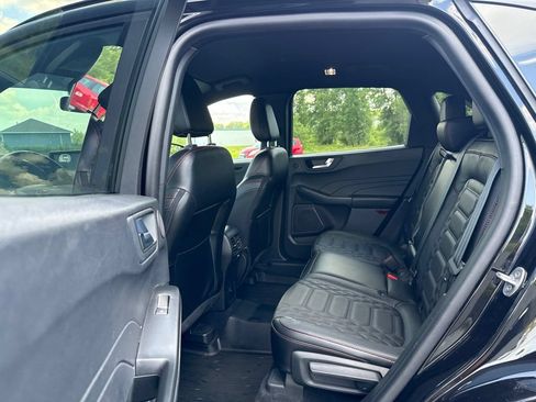 Used 2023 Ford Escape ST-Line Elite w/ Premium Technology Package AWD/4WD image 24