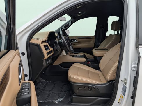 Used 2022 Chevrolet Suburban Premier w/ Max Trailering Package image 14