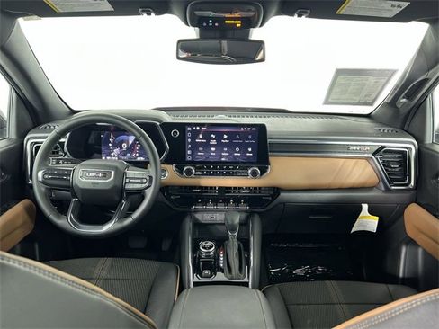 Certified 2023 GMC Canyon AT4 image 19