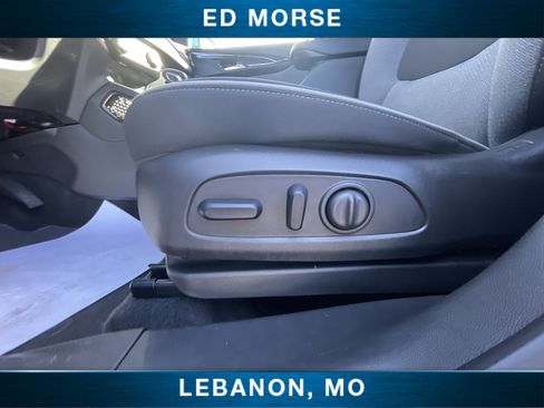 Certified 2025 Chevrolet TrailBlazer LT w/ Convenience Package FWD image 32