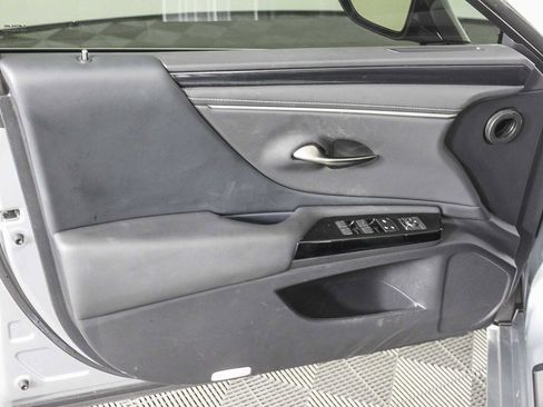 Used 2025 Lexus ES 350 image 21