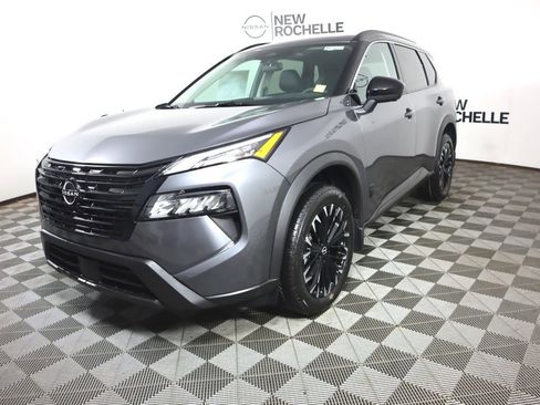 New 2026 Nissan Rogue Dark Armor image 3