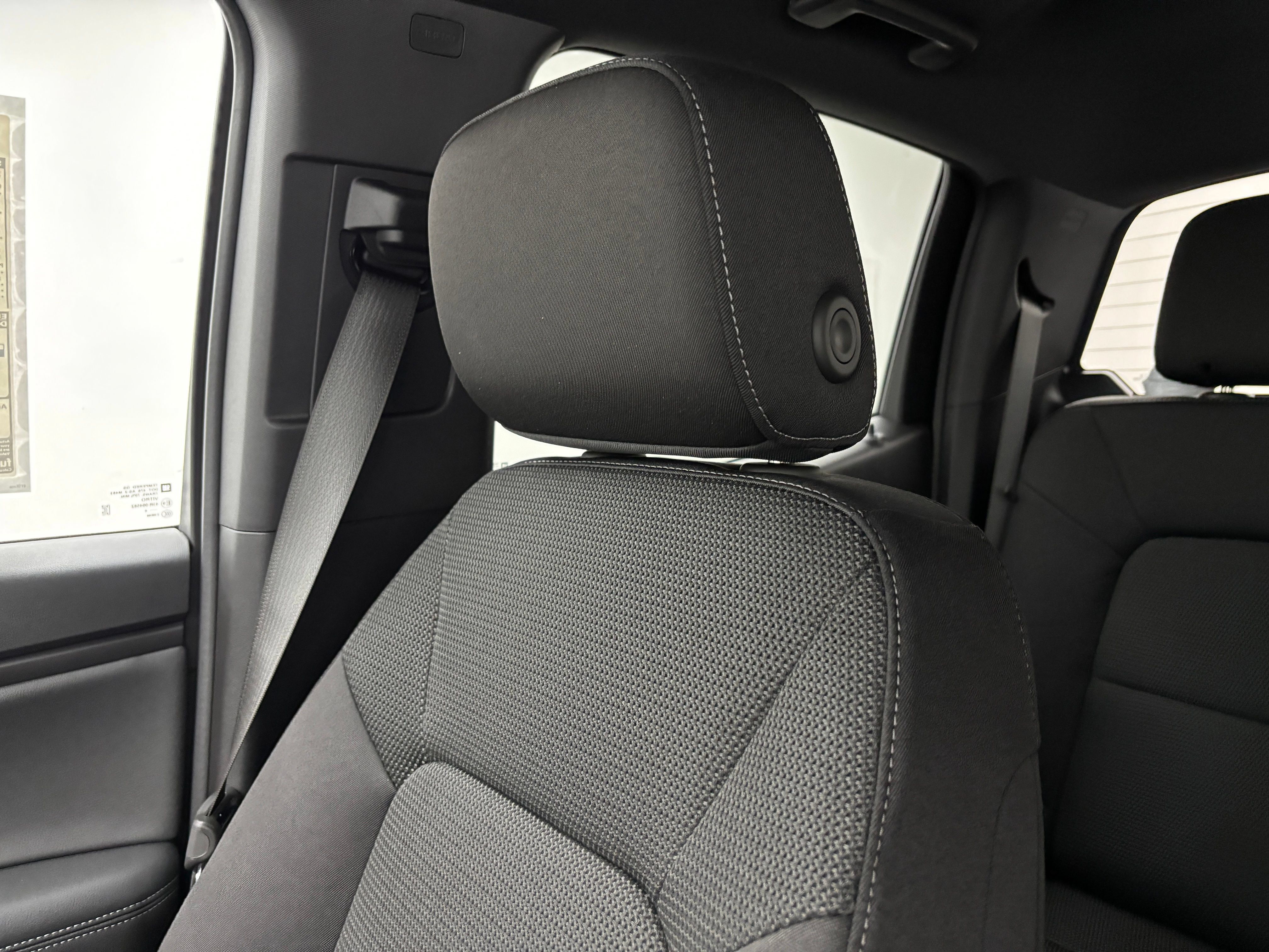 New 2026 GMC Canyon Elevation w/ Convenience Package RWD image 39