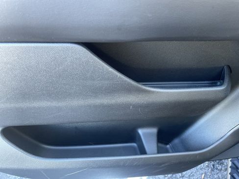 Used 2021 Chevrolet Tahoe Z71 w/ Z71 Off-Road Package image 21