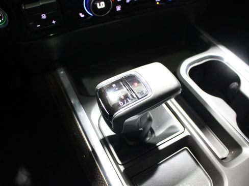 Used 2025 Chevrolet Silverado 1500 RST AWD/4WD image 18