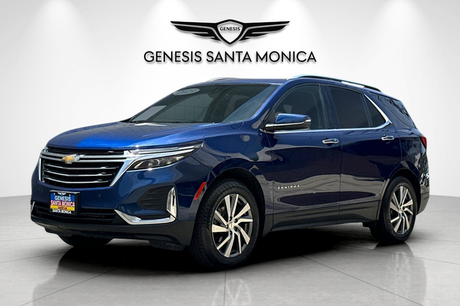 Used 2023 Chevrolet Equinox Premier AWD/4WD image 8