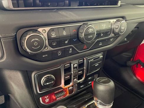New 2026 Jeep Gladiator Mojave AWD/4WD image 7