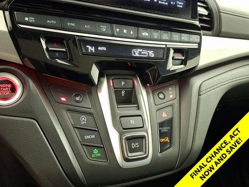 Used 2025 Honda Odyssey Sport-L image 21