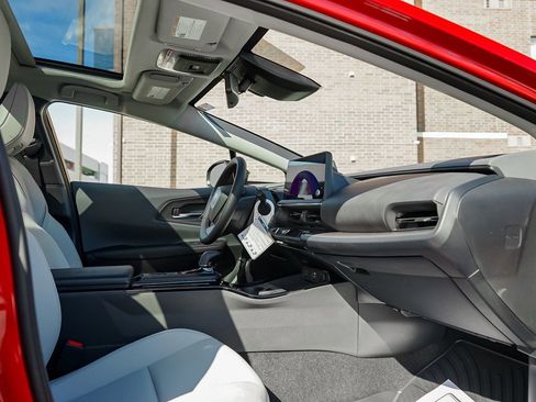 New 2026 Toyota Prius XLE image 8