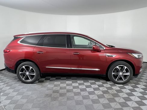 Used 2020 Buick Enclave Essence w/ Sport Touring Edition image 14