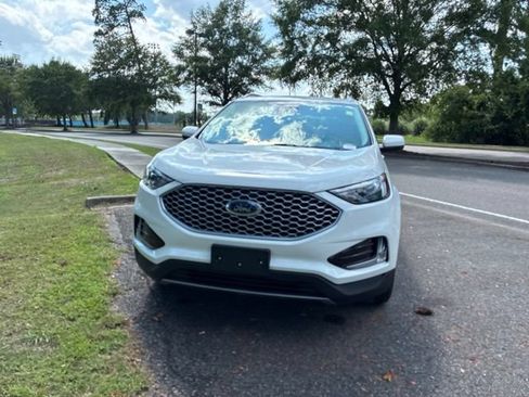 Used 2024 Ford Edge SEL w/ Convenience Package AWD/4WD image 8