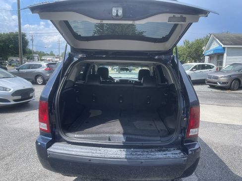 Used 2010 Jeep Grand Cherokee Laredo AWD/4WD image 10