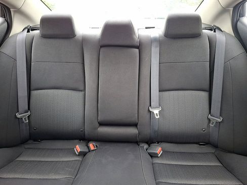 Used 2022 Nissan Altima 2.5 S FWD image 4