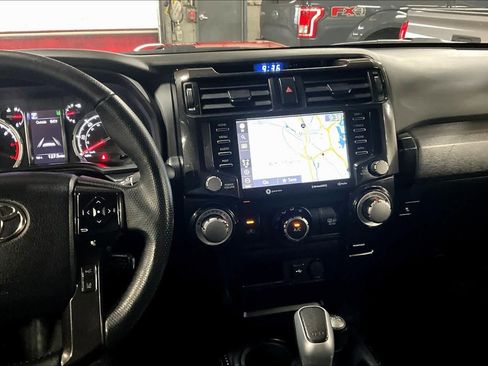 Certified 2021 Toyota 4Runner TRD Off-Road Premium AWD/4WD image 7