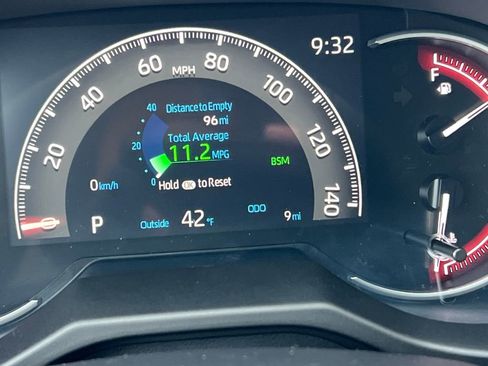 New 2025 Toyota RAV4 XLE image 15