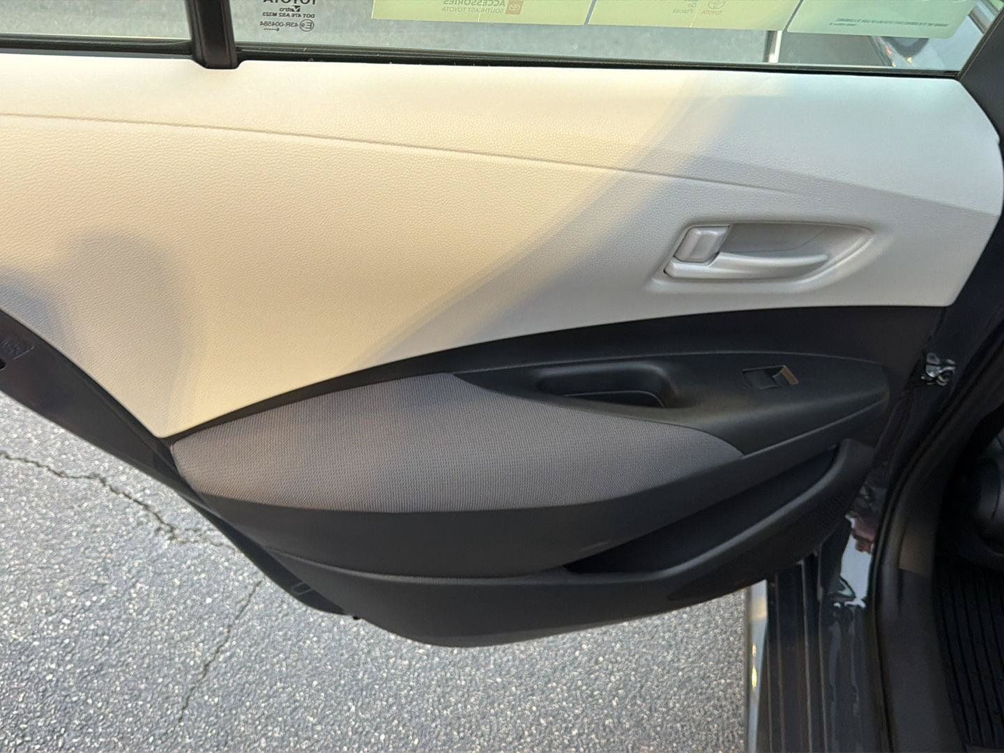 New 2026 Toyota Corolla LE w/ LE Premium Package FWD image 17