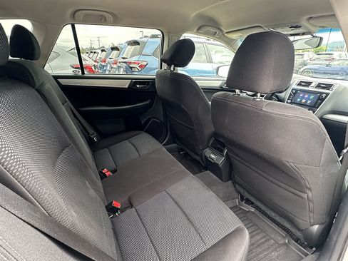 Used 2018 Subaru Outback 2.5i Premium AWD/4WD image 35