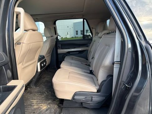 Used 2022 Ford Expedition Max Limited AWD/4WD image 11