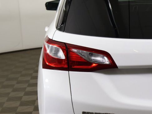Used 2020 Chevrolet Equinox LT w/ Sport Edition image 15